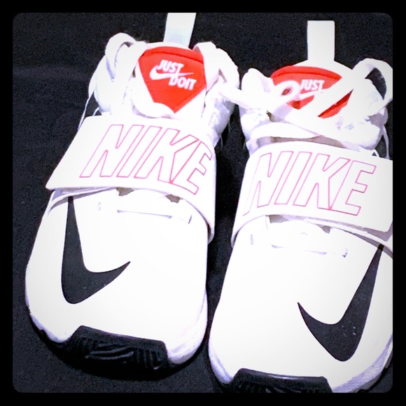 Never wear!!! - Picture 1 of 2